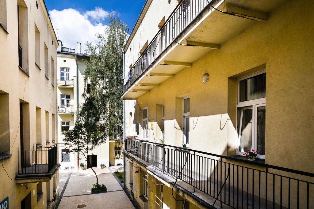 Live Like Locals: Market Square X Jewish District Cracóvia Exterior foto